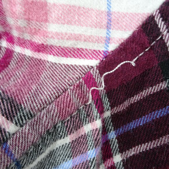 Croft & Barrow Women Plaid Button Up Top Size 1X - Picture 7 of 9